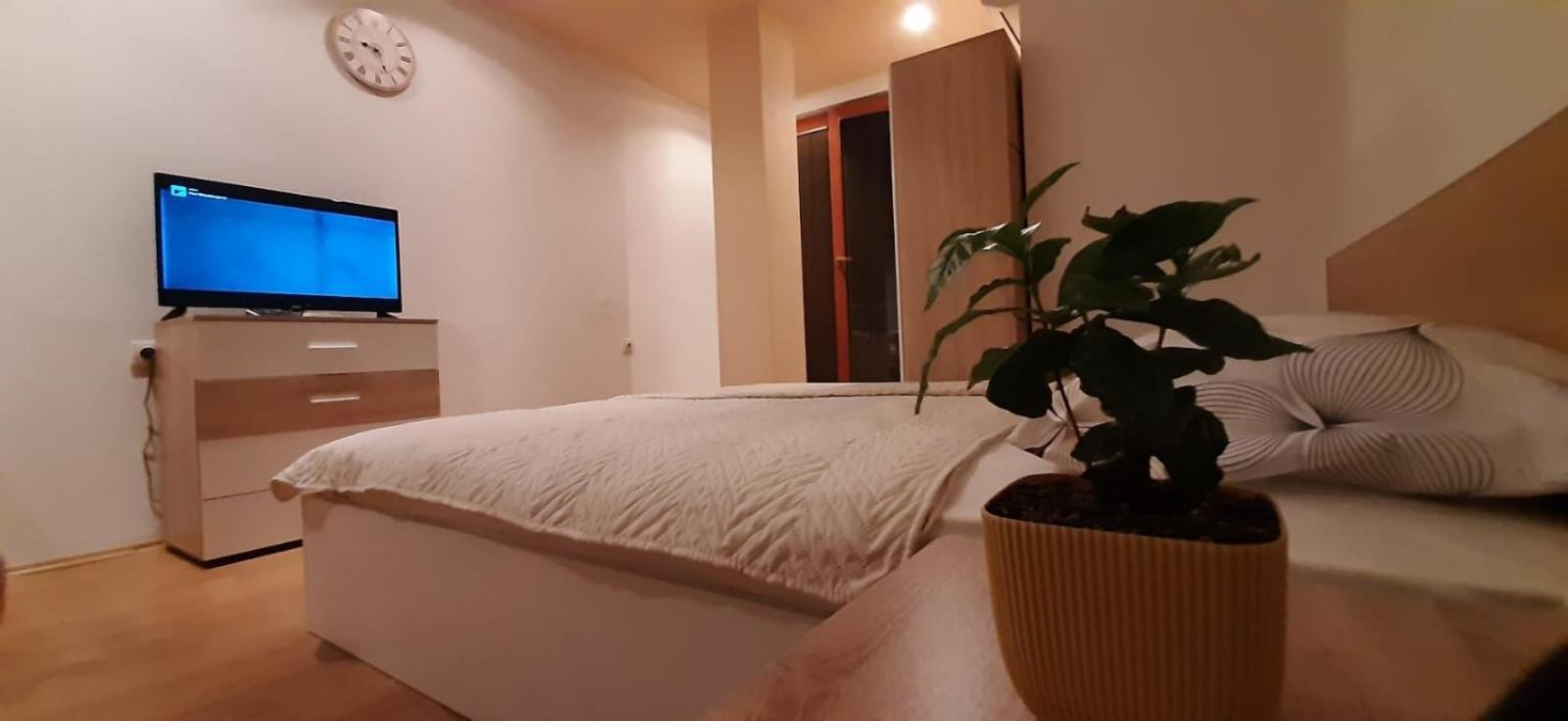Apartment Riki 3 Near Bus Station Ohrid Chambre photo